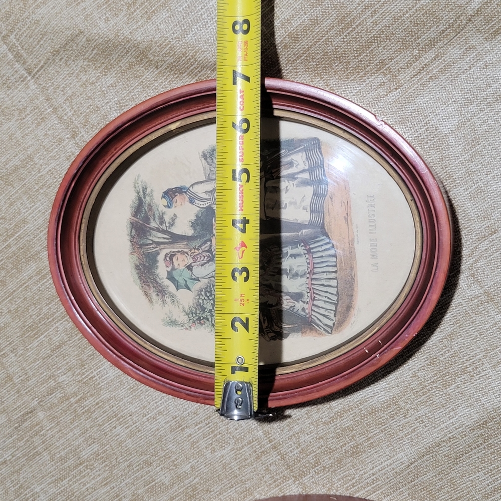 Set of La Mode Illustree 2 oval vintage frame an 8 x 10 and 5 x 7 - Picture 5 of 13